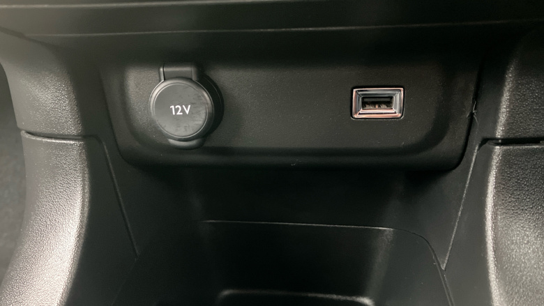 Citroen C3 1.2 PureTech Plus 5dr Petrol Hatchback